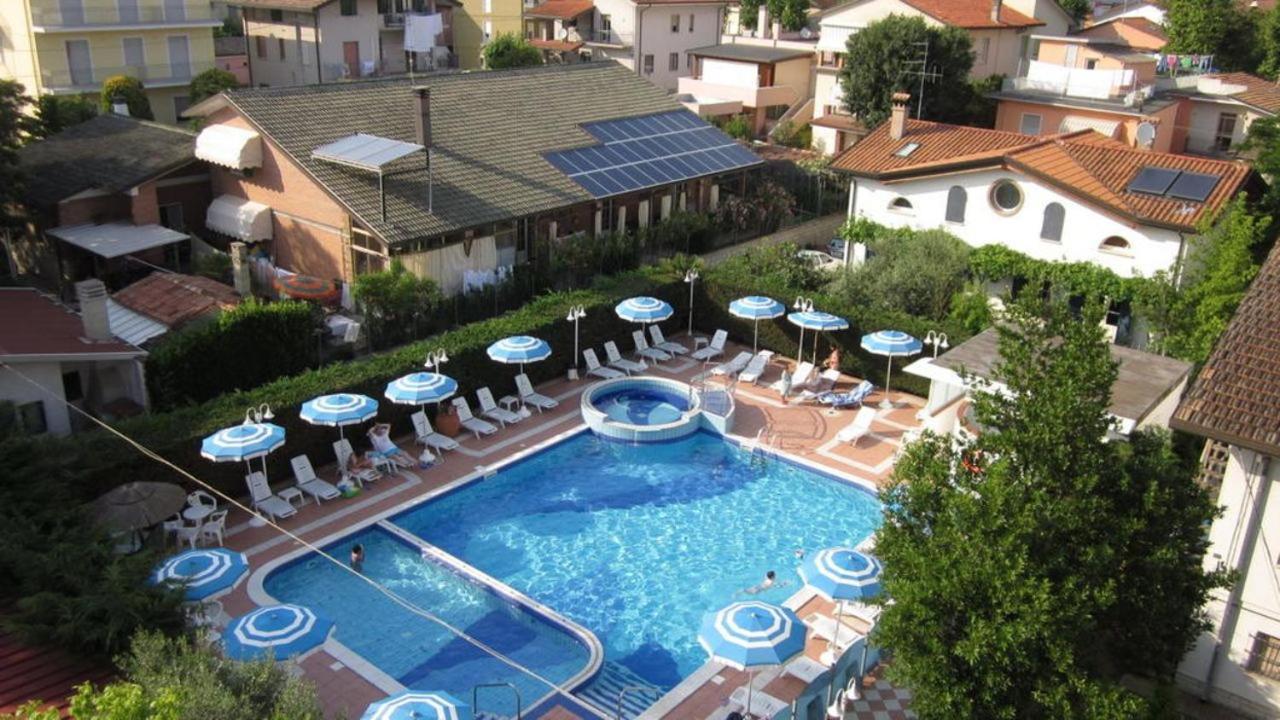 San Mauro Mare Hotel Fabio מראה חיצוני תמונה